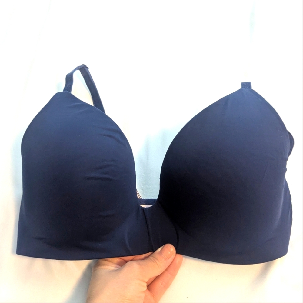 Victoria secret wireless bra